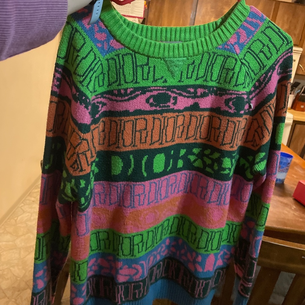 Dior Sweater Pre Owned, No wear and tear, unique find!